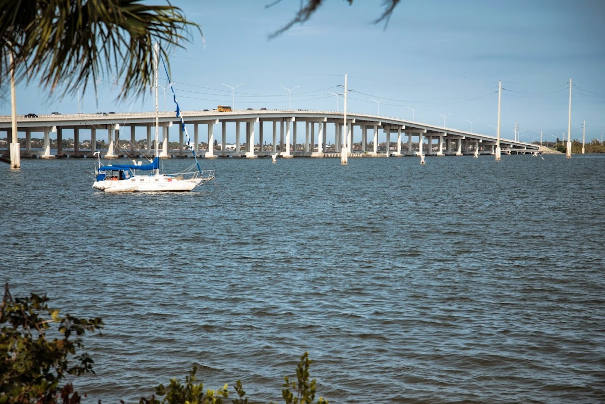 Victoria Landing LLC